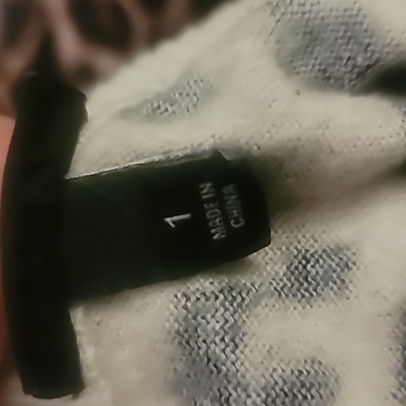 Torrid Leopard Long Sleeve Raglan Sweatshirt Size 1/14 - Picture 8 of 8